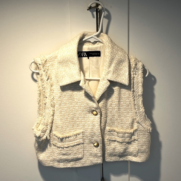 Zara textured vest - Picture 2 of 5